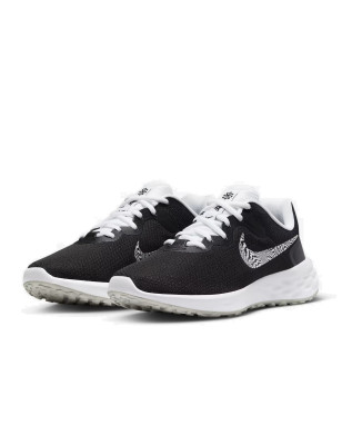 Sapatilha Nike Revolution 6 Premium